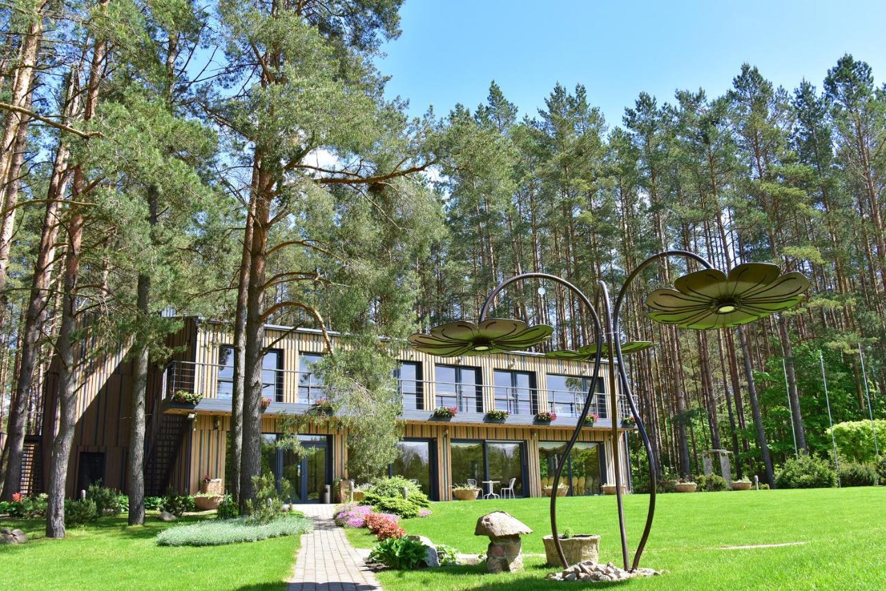 Pusu Takas Hotel Andrioniskis Exterior photo