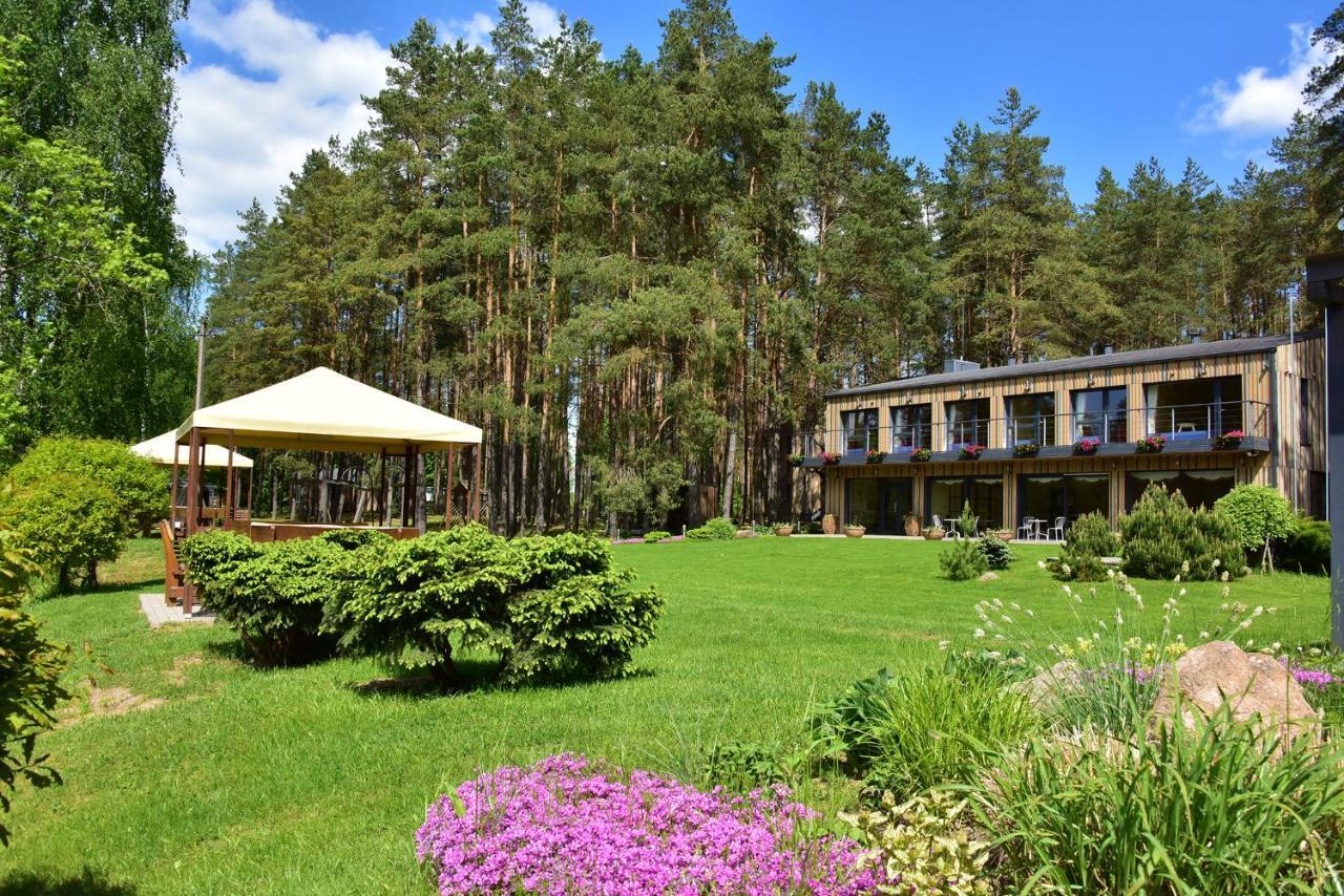 Pusu Takas Hotel Andrioniskis Exterior photo